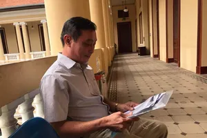 Vụ án đòi quyền giám sát tiền chữa bệnh cho con