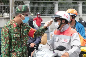 Kiểm soát phòng dịch: Tránh cực đoan, ảnh hưởng sản xuất