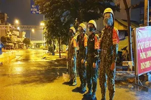 TP.HCM bắt đầu 2 tuần nghiêm ngặt, 'ai ở đâu ở yên đó'