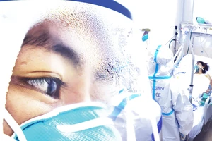 Hơn cả người hùng!