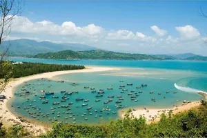 Kỳ vọng tour kết nối giữa TP.HCM và 3 tỉnh Nam Trung bộ