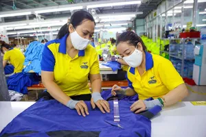 Thủ tục nhận gói hỗ trợ 26.000 tỉ đã dễ hơn