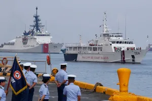 Biển Đông: Thúc đẩy ngoại giao, lên án bạo lực, duy ý chí 