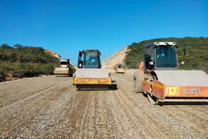 Đưa 2 dự án cao tốc Bắc - Nam về đích đúng hẹn