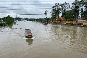 5 giải pháp phát triển giao thông thủy phía Nam