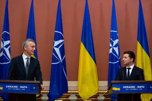 Cánh cửa quá hẹp cho Ukraine gia nhập NATO