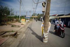 Những trụ điện nguy hiểm 