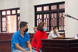 Vụ 2 bị cáo im lặng tại tòa: 'Mong tòa công tâm, khách quan'