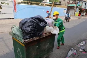 Loay hoay xử lý rác thải của F0 cách ly tại nhà