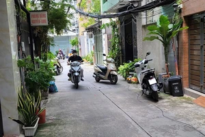 Hơn 21 năm người dân TP.HCM hiến đất 'vàng' mở hẻm