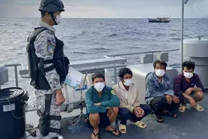 Xóa nạn đánh bắt cá trái phép - Bài 1: 'Trộm cắp' trên biển và những hiểm họa khôn lường