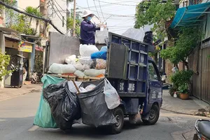 TP.HCM: Nhiều quận, huyện chờ hướng dẫn việc phân loại rác