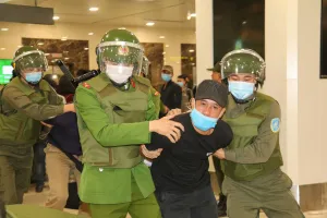 Nâng cao quyền của công an tại cửa khẩu hàng không