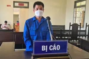 Nợ nần, vay trả nhì nhằng và cáo buộc cho vay lãi nặng