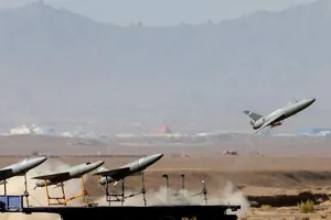 Giữa căng thẳng với Mỹ, Iran tăng cường lưới phòng thủ khắp nước 