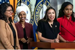 Mỹ: 30 nghị sĩ viết thư kêu gọi chính phủ đàm phán với Nga về Ukraine