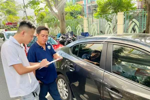 Thuê ô tô tự lái dịp tết khởi sắc