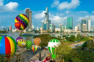 Du lịch TP.HCM tạo dấu ấn hút khách tết Nguyên đán 2023