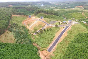 Lâm Đồng: 5 lần điều chỉnh văn bản tách thửa vẫn tắc