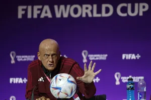 FIFA mời “vua” Collina, Malaysia đưa Salah đến Kuala Lumpur