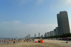 Dừng cấp phép dự án mới sát biển