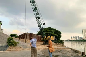 Bãi tập kết vật liệu gây ồn trong khu dân cư