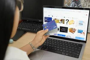 Mất tiền trong thẻ tín dụng vì gửi mã OTP cho người lạ