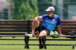 Thầy Park tính toán với phép thử kêu nhiều tiền đạo và cũng phải loại nhiều.