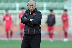 Ông Park lo lắng cho những ca chấn thương chưa bình phục sẽ ảnh hưởng đến cuộc chơi lớn.
