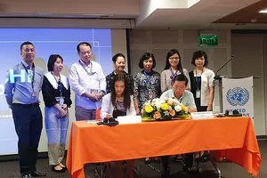 UNFPA cung ứng thiết bị chăm sóc sức khỏe cho Việt Nam