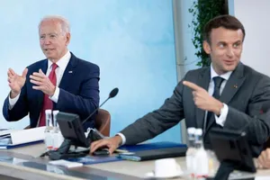 Tổng thư ký NATO Jens Stoltenberg (ngồi, phải) đến thăm Mỹ và gặp Tổng thống Mỹ Joe Biden (ngồi, trái) tại Nhà Trắng ngày 7-6.