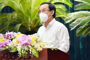 Bí thư Thành ủy TP.HCM Nguyễn Văn Nên phát biểu tại hội nghị.