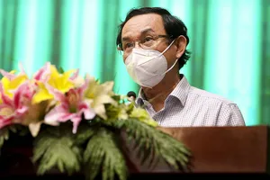 Bí thư Thành ủy TP.HCM Nguyễn Văn Nên phát biểu tại hội nghị.