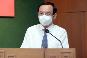 Bí thư Thành ủy TP.HCM Nguyễn Văn Nên phát biểu tại buổi trao quyết định.