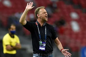 Vô địch rồi, giờ ông Polking muốn nói gì cũng được.