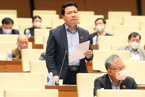 ĐB Ngô Trung Thành, Phó Chủ nhiệm Ủy ban Pháp luật của QH: “Phải có hướng xử lý cho bằng được vấn đề chênh lệch địa tô trong Luật Đất đai”.