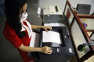 Khi sao chép một bản của tác phẩm đã công bố với mục đích nghiên cứu khoa học, học tập thì cá nhân phải thông tin về tên tác giả, nguồn gốc của tác phẩm.