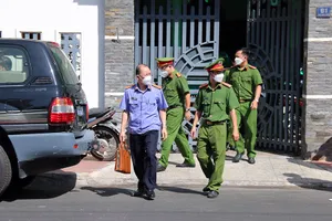 Cơ quan tố tụng khám xét nhà ông Lương Văn Hải, nguyên phó chủ tịch thường trực UBND tỉnh Bình Thuận.