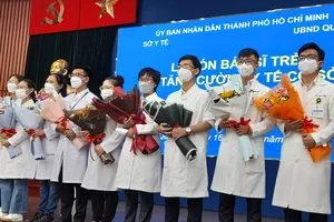 Các bác sĩ mới ra trường được tăng cường về trạm y tế phường, xã, thị trấn.