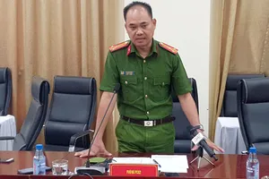 Thượng tá Trần Văn Hiếu cung cấp thông tin về vụ việc.