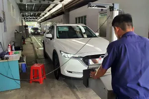 Sử dụng xe quá niên hạn có thể bị phạt đến 12 triệu đồng.