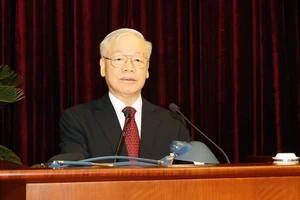 Tổng bí thư Nguyễn Phú Trọng phát biểu khai mạc Hội nghị Trung ương 6 vào sáng 3-10.