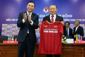 Một HLV giỏi thôi chưa đủ khi bóng đá VN cần một HLV vừa giỏi vừa hiểu và biết cách làm việc với VFF như ông Park.