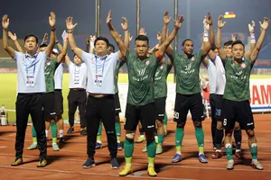 Thầy trò HLV Vũ Tiến Thành đang khát điểm và nhiều cơ hội sẽ có 3 điểm trước SHB Đà Nẵng.