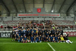 Các cầu thủ U-23 Thái Lan mừng chiến thắng trước Qatar và sẽ tranh HCĐ Doha Cup.