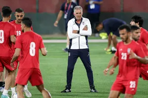 HLV Miroslav Soukup cùng các học trò U-23 Yemen quyết giành ngôi nhất bảng C vòng loại U-23 châu Á.