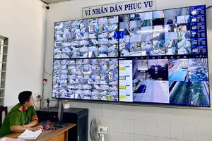 Công an phường Thới An, quận 12 trực tại trung tâm điều hành camera đặt tại trụ sở công an phường.