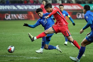 Thái Lan đã chặn đứng Hàn Quốc ngay trên sân Seoul World Cup.