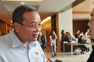 Đổ 1,5 triệu m3 chất thải xuống biển phải cân nhắc kỹ