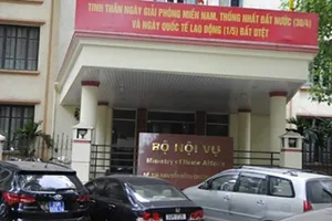 Nhiều bộ, ngành không chịu 'nhả' trụ sở cũ